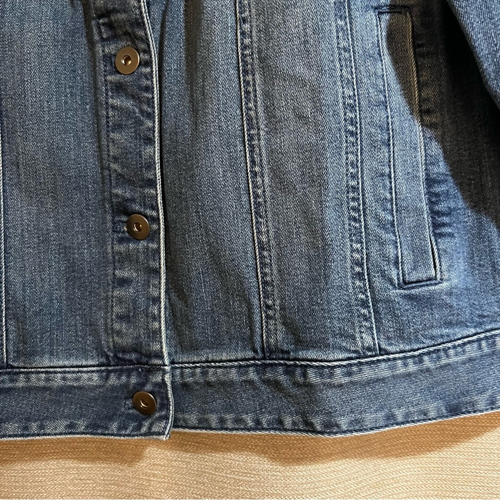 J. Jill Denim Classic Button-Front Jacket in "Seamst Wash" Size 1X Stretch - Picture 5 of 11